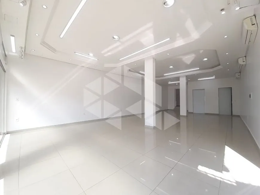 Foto 1 de Sala Comercial para alugar, 85m² em Chácara das Pedras, Porto Alegre