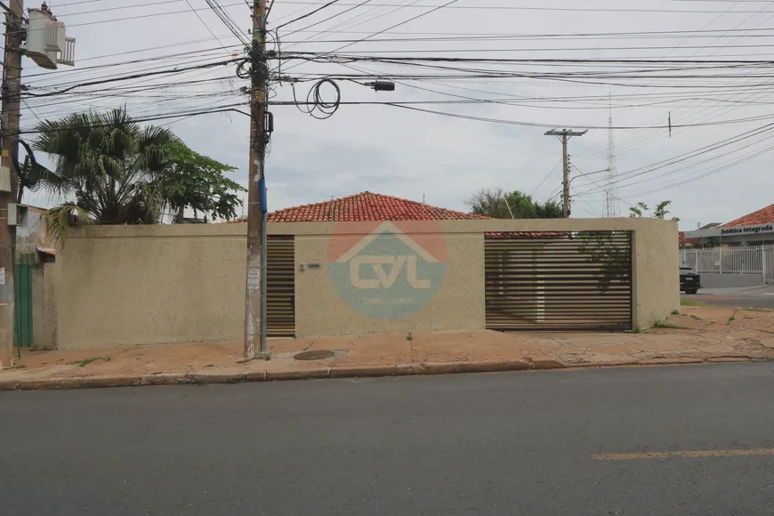 Foto 1 de Casa com 4 Quartos para alugar, 350m² em Consil, Cuiabá