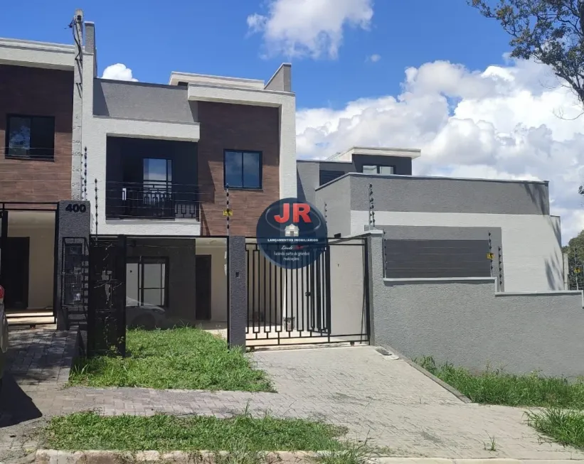 Foto 1 de Sobrado com 3 Quartos à venda, 110m² em Barreirinha, Curitiba