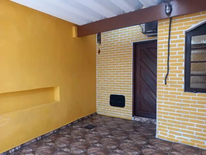 Foto 1 de Casa com 2 Quartos à venda, 64m² em Vila Anchieta, Itanhaém
