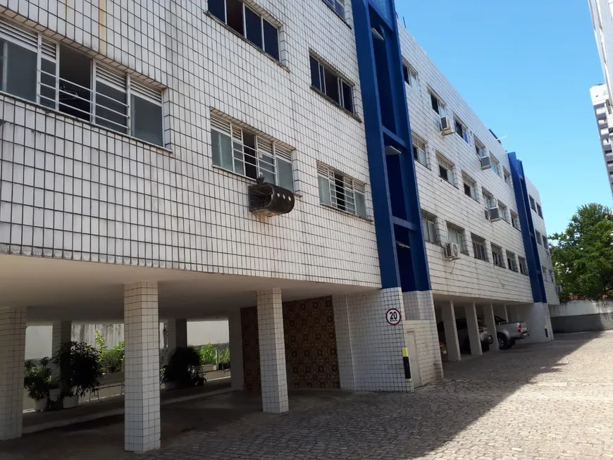 Foto 1 de Apartamento com 3 Quartos à venda, 97m² em Petrópolis, Natal
