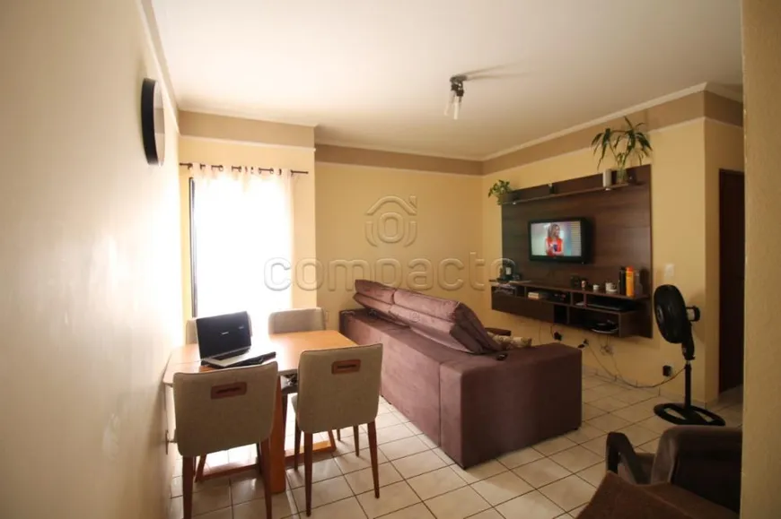 Foto 1 de Apartamento com 2 Quartos à venda, 69m² em Vila Sinibaldi, São José do Rio Preto