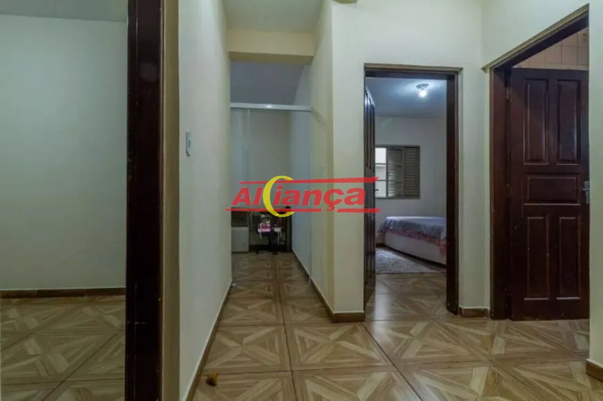 Foto 1 de Casa com 3 Quartos para alugar, 148m² em Cumbica, Guarulhos