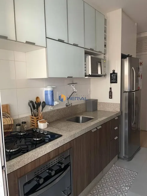 Foto 1 de Apartamento com 2 Quartos à venda, 60m² em Zona 02, Maringá