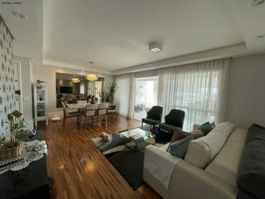 Foto 1 de Apartamento com 3 Quartos à venda, 134m² em Jardim Olympia, São Paulo