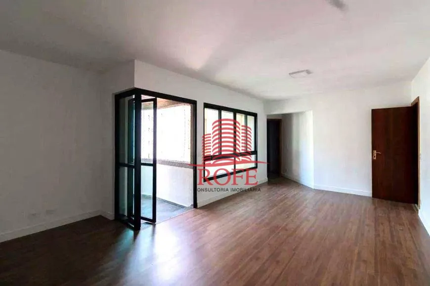 Foto 1 de Apartamento com 3 Quartos à venda, 135m² em Moema, São Paulo