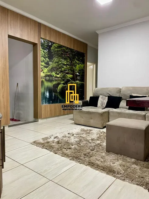 Foto 1 de Casa com 4 Quartos à venda, 300m² em Santa Mônica, Uberlândia