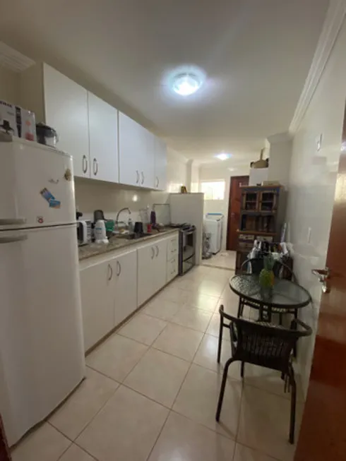 Foto 1 de Apartamento com 2 Quartos à venda, 80m² em Granja dos Cavaleiros, Macaé