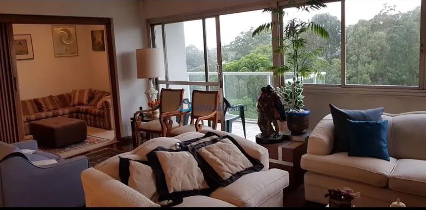 Foto 1 de Apartamento com 4 Quartos à venda, 159m² em Santo Amaro, São Paulo