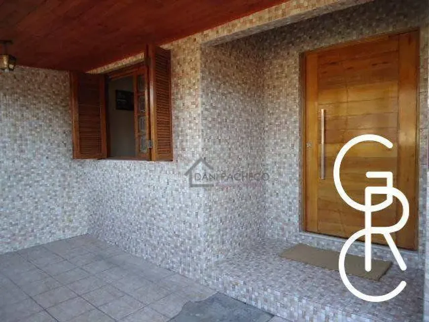 Foto 1 de Casa com 3 Quartos à venda, 110m² em Centro, Viamão