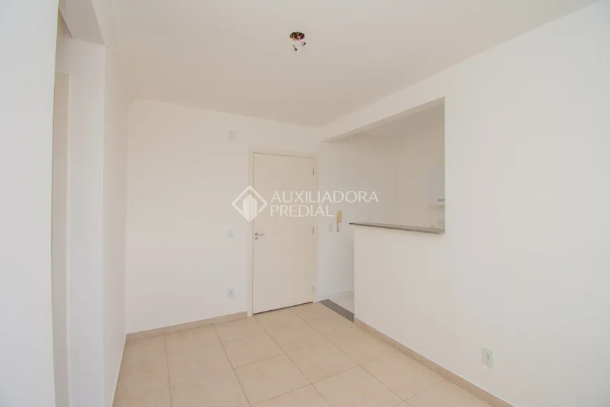 Foto 1 de Apartamento com 2 Quartos à venda, 46m² em Rubem Berta, Porto Alegre