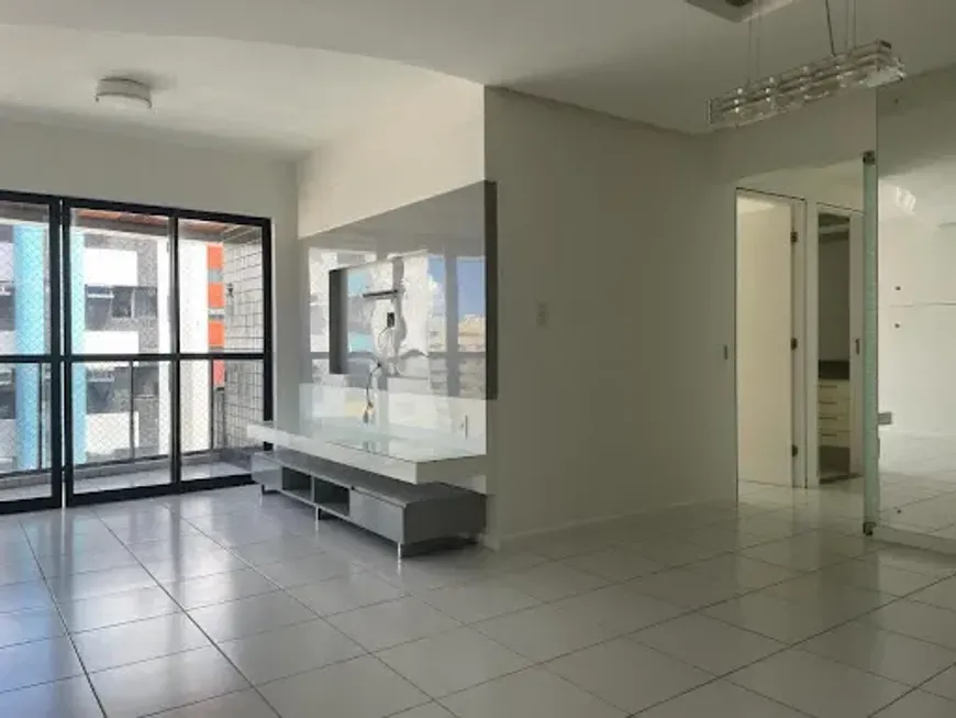 Foto 1 de Apartamento com 3 Quartos para alugar, 118m² em Ponta Verde, Maceió