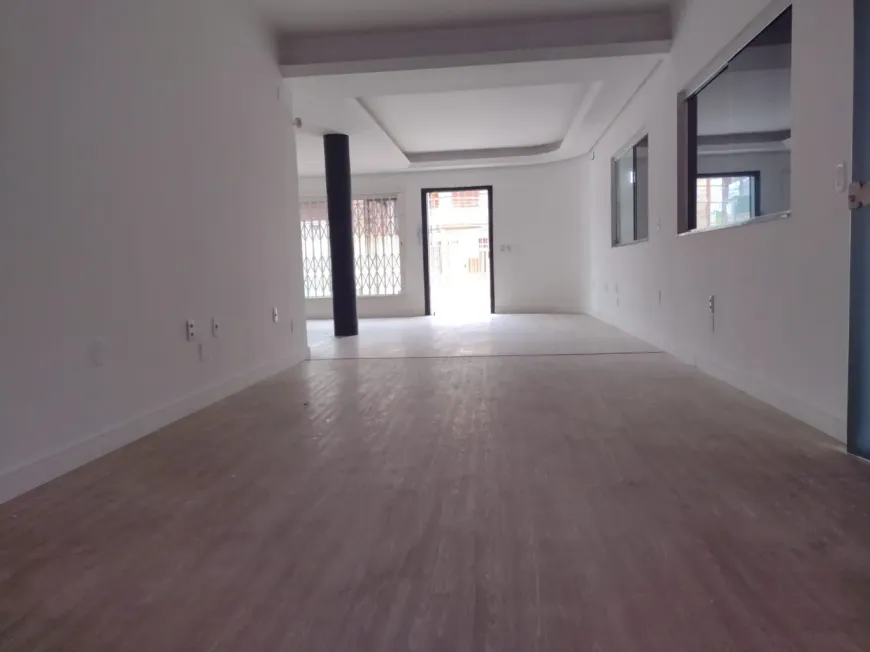 Foto 1 de Casa com 3 Quartos à venda, 315m² em Centro, Canoas