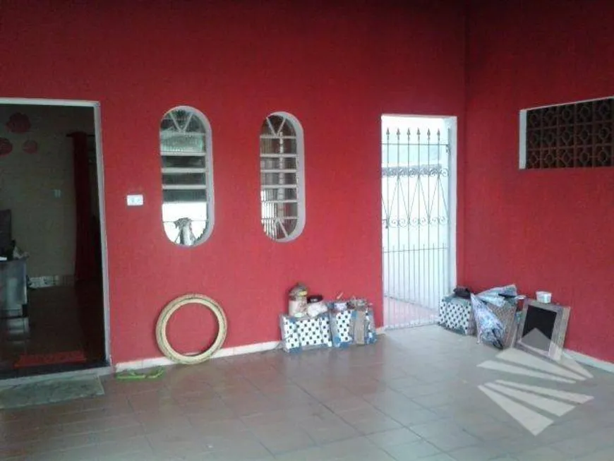 Foto 1 de Casa com 3 Quartos à venda, 200m² em Chácara do Visconde, Taubaté