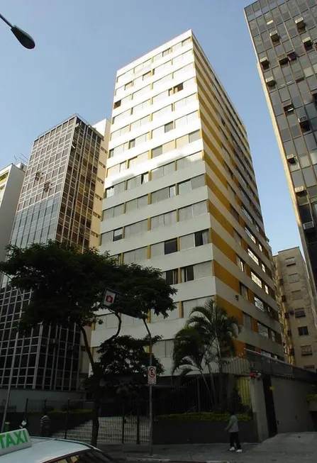 Foto 1 de Apartamento com 3 Quartos para alugar, 124m² em Santa Cecília, São Paulo