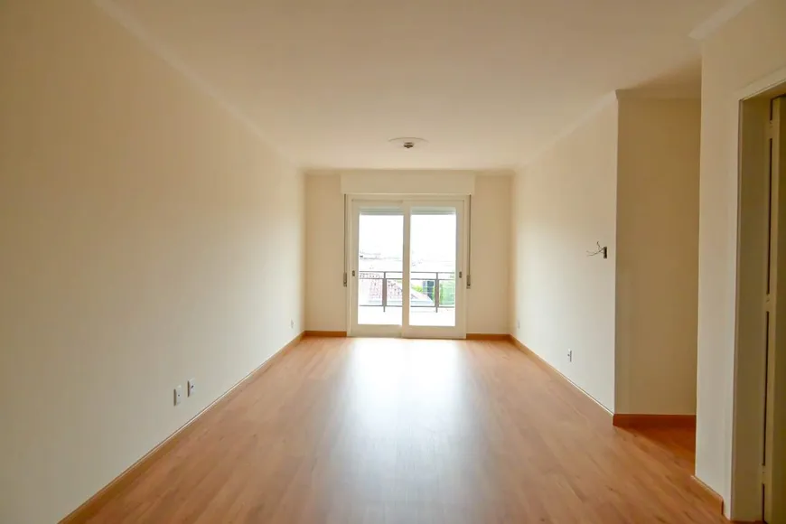 Foto 1 de Apartamento com 2 Quartos para alugar, 129m² em Centro, Pelotas