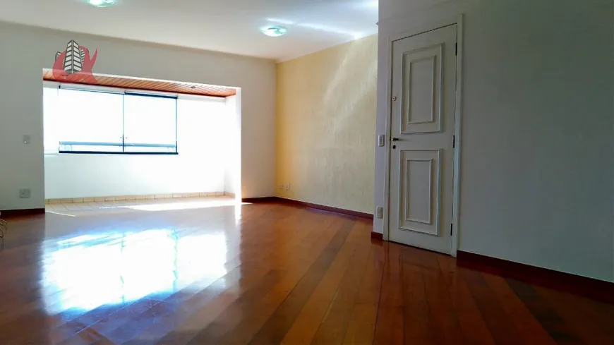 Foto 1 de Apartamento com 3 Quartos para alugar, 202m² em Alphaville Industrial, Barueri