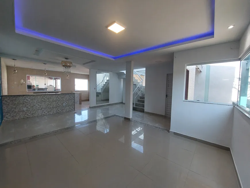 Foto 1 de Casa de Condomínio com 3 Quartos para venda ou aluguel, 130m² em Manilha, Itaboraí