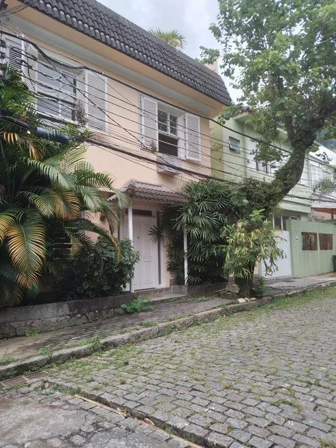 Foto 1 de Casa de Condomínio com 4 Quartos à venda, 330m² em Jardim Botânico, Rio de Janeiro