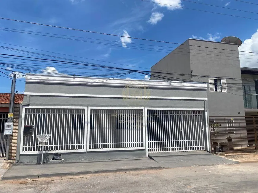 Foto 1 de Casa com 4 Quartos à venda, 180m² em CPA IV, Cuiabá