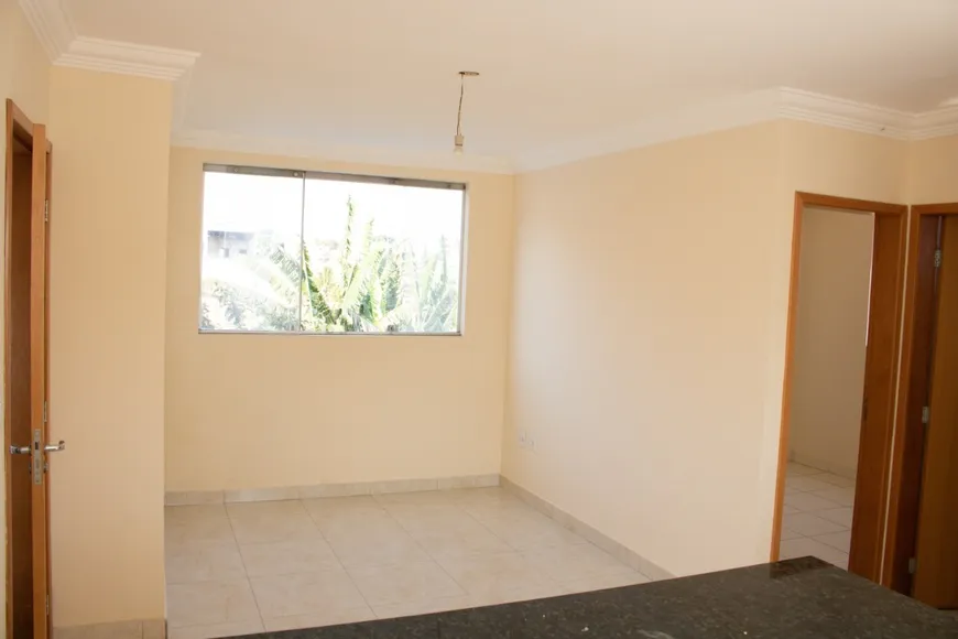Foto 1 de Apartamento com 2 Quartos à venda, 47m² em Nacional, Contagem