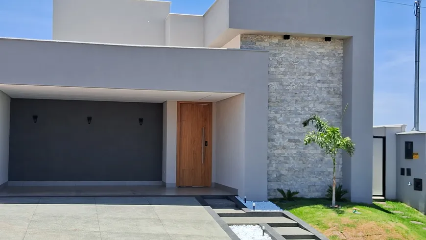 Foto 1 de Casa de Condomínio com 3 Quartos à venda, 196m² em Centro, Senador Canedo