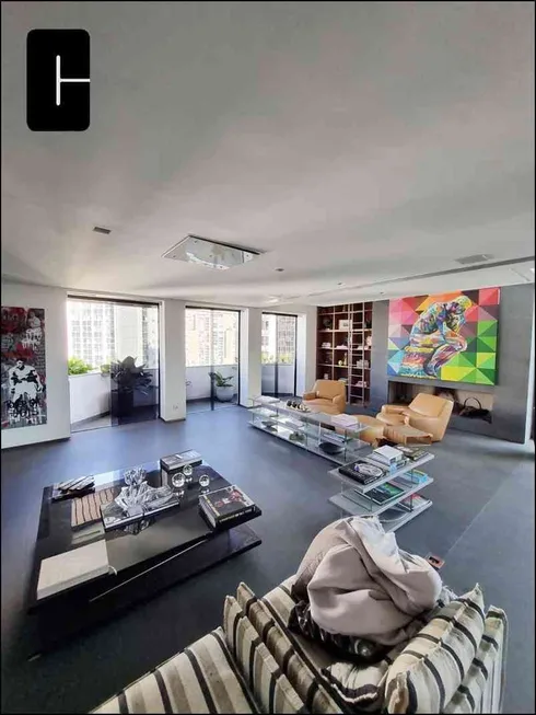 Foto 1 de Apartamento com 3 Quartos para venda ou aluguel, 355m² em Vila Nova Conceição, São Paulo