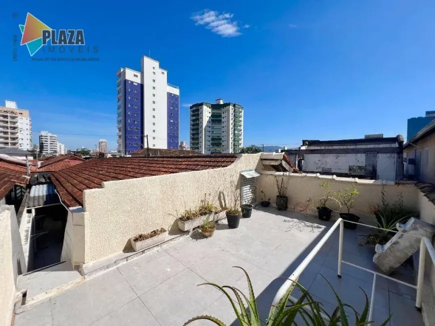 Foto 1 de Casa com 2 Quartos à venda, 107m² em Vila Guilhermina, Praia Grande