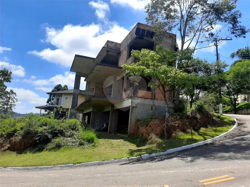 Foto 1 de Sobrado com 4 Quartos à venda, 500m² em Roseira, Mairiporã