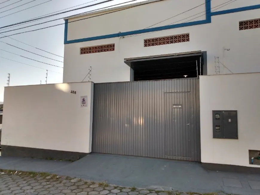 Foto 1 de Galpão/Depósito/Armazém à venda, 510m² em Pachecos, Palhoça