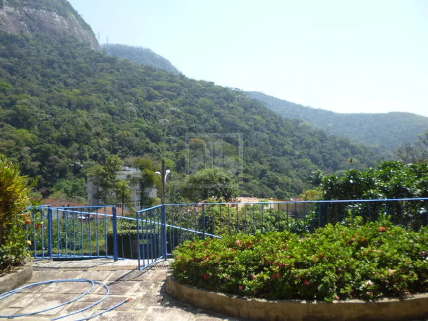 Foto 1 de Casa com 7 Quartos à venda, 1440m² em Alto da Boa Vista, Rio de Janeiro
