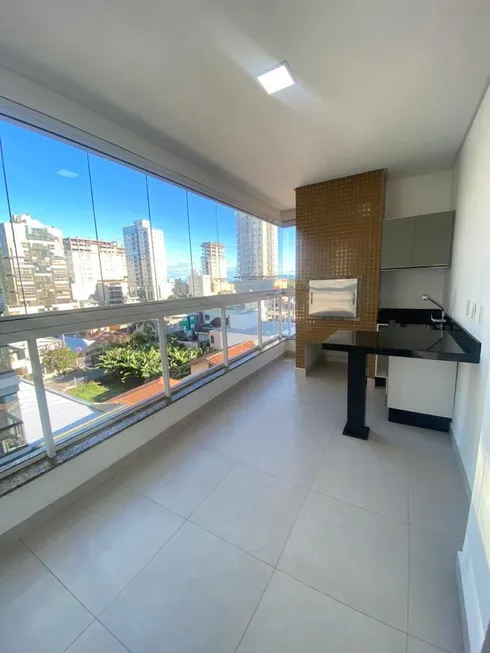 Foto 1 de Apartamento com 3 Quartos à venda, 109m² em Meia Praia, Itapema