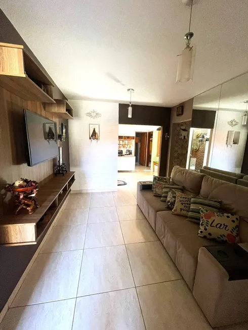 Foto 1 de Casa de Condomínio com 4 Quartos à venda, 100m² em Santa Rita, Goiânia
