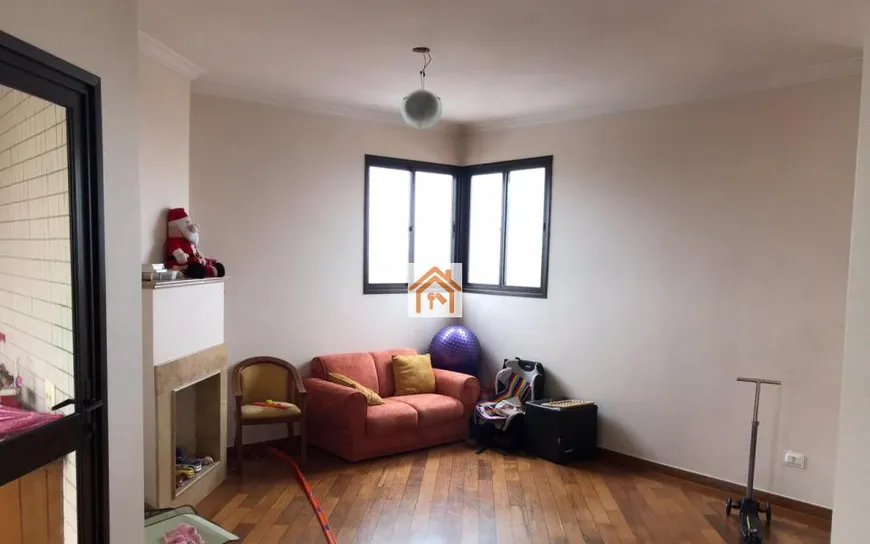 Foto 1 de Apartamento com 4 Quartos para venda ou aluguel, 240m² em Moema, São Paulo