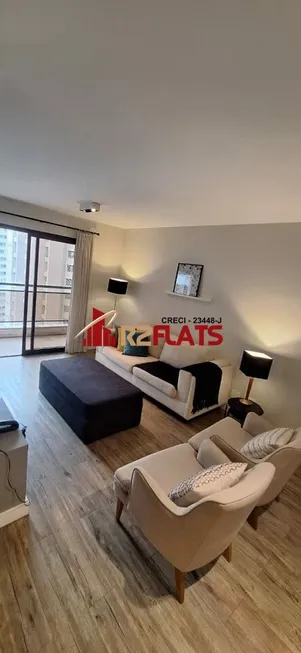 Foto 1 de Flat com 3 Quartos à venda, 120m² em Moema, São Paulo