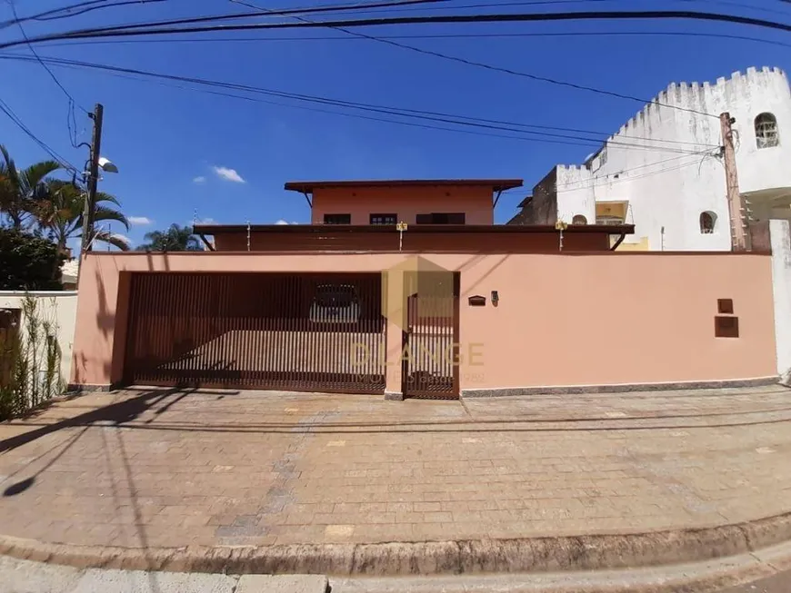 Foto 1 de Casa com 4 Quartos à venda, 150m² em Taquaral, Campinas