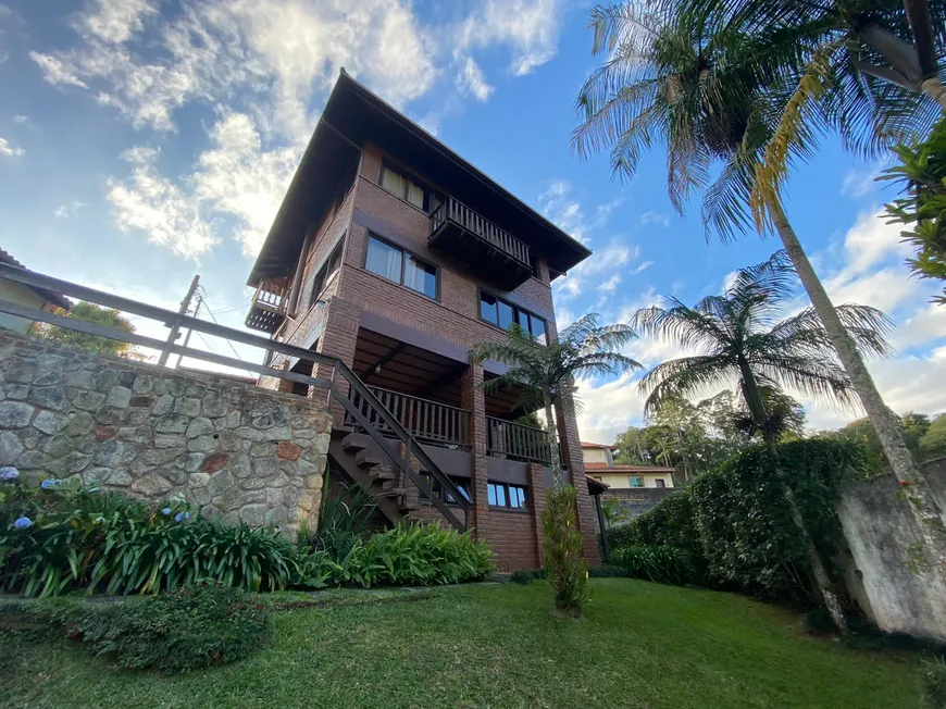 Foto 1 de Casa com 3 Quartos à venda, 188m² em Santa Elisa, Nova Friburgo