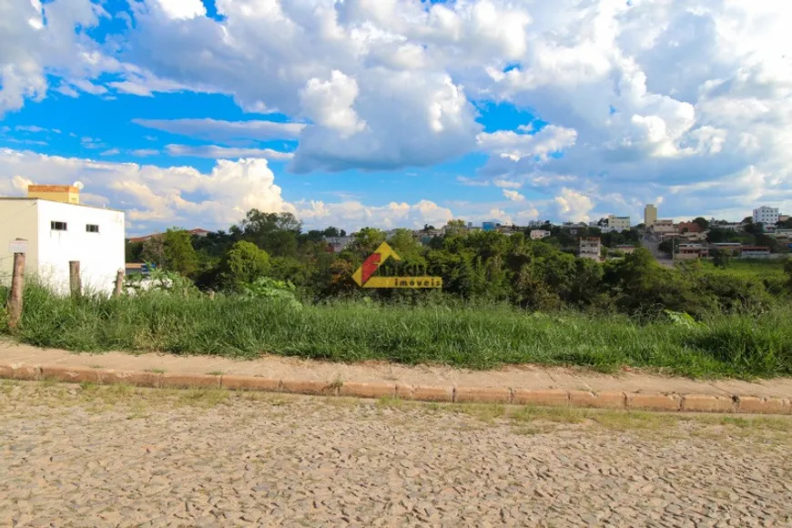 Foto 1 de Lote/Terreno à venda, 432m² em Belvedere, Divinópolis