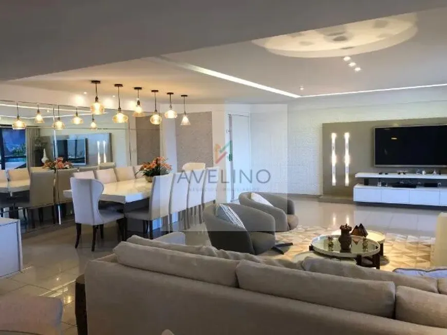 Foto 1 de Apartamento com 4 Quartos à venda, 333m² em Madalena, Recife