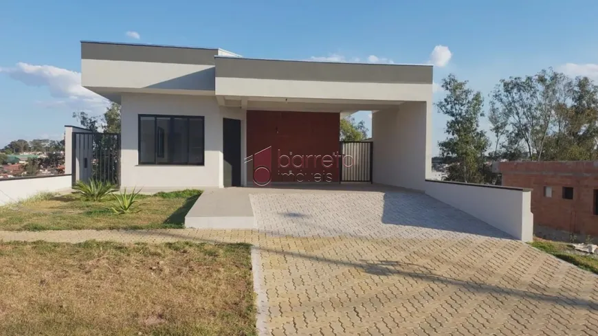Foto 1 de Casa de Condomínio com 3 Quartos para alugar, 259m² em Vila Nova Louveira, Louveira