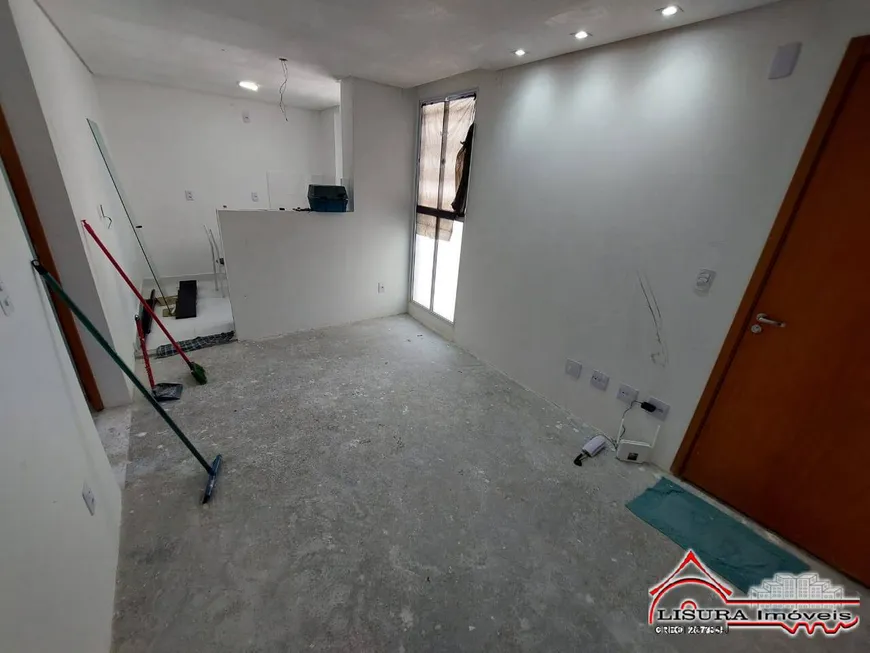 Foto 1 de Apartamento com 2 Quartos à venda, 39m² em Vila Nova Aliança , Jacareí