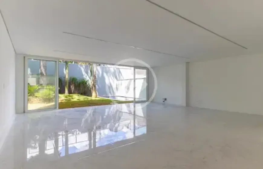 Foto 1 de Casa de Condomínio com 4 Quartos à venda, 525m² em Granja Julieta, São Paulo