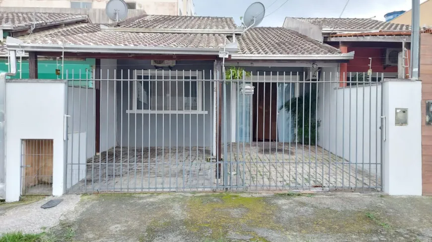 Foto 1 de Casa com 2 Quartos à venda, 80m² em Centro, Camboriú