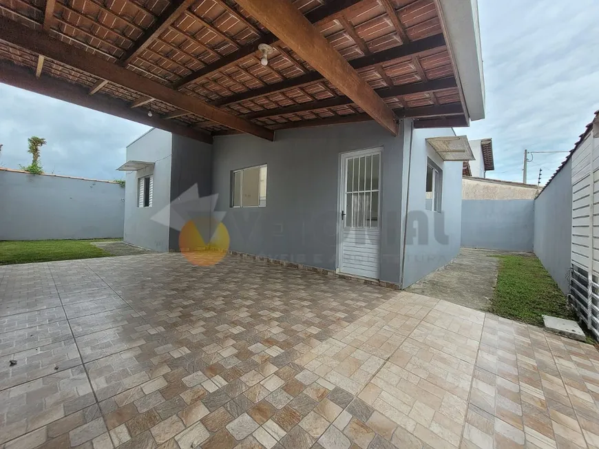 Foto 1 de Casa com 2 Quartos à venda, 82m² em Balneário dos Golfinhos , Caraguatatuba