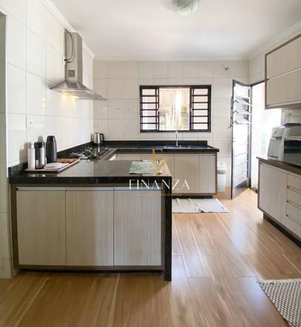 Foto 1 de Casa com 3 Quartos à venda, 206m² em Parque São Lourenço, Indaiatuba