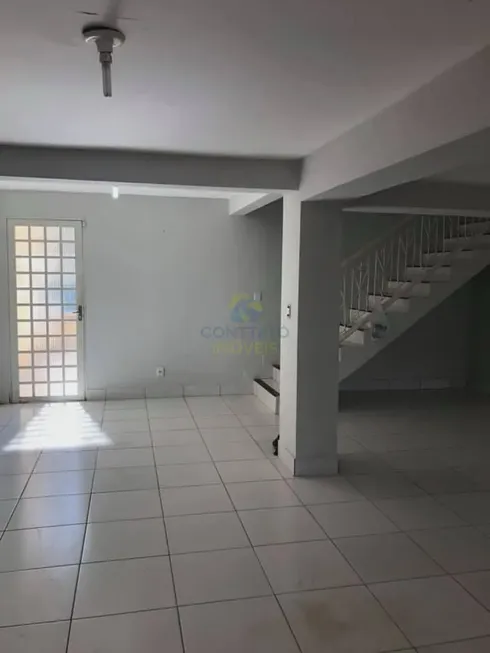 Foto 1 de Apartamento com 4 Quartos para alugar, 420m² em Jardim Tropical, Cuiabá