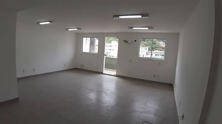 Foto 1 de Sala Comercial para alugar, 49m² em Copacabana, Rio de Janeiro