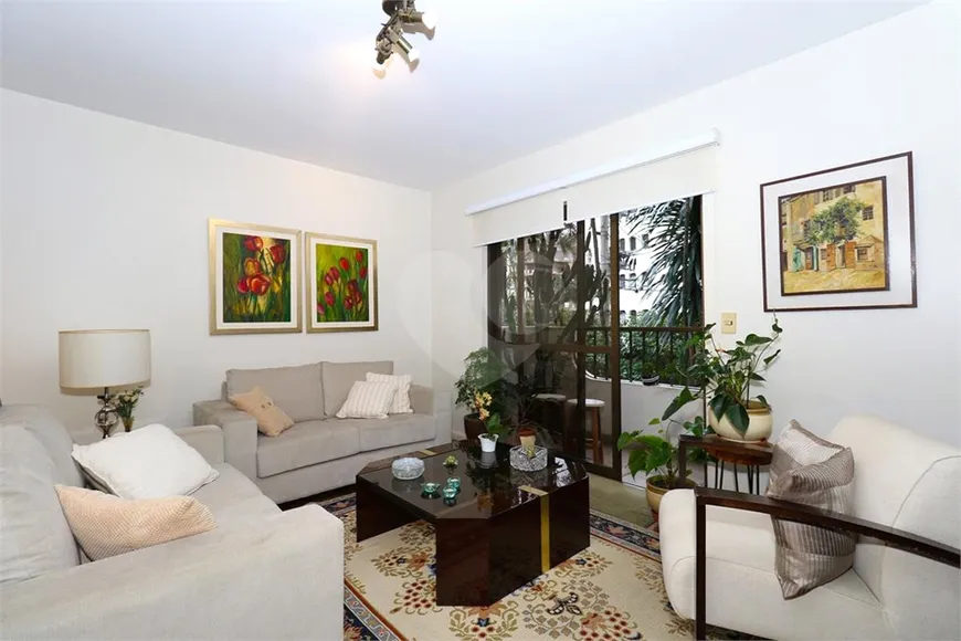 Foto 1 de Apartamento com 3 Quartos à venda, 113m² em Higienópolis, São Paulo