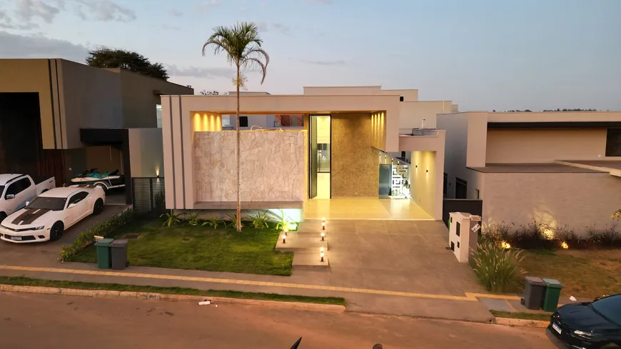 Foto 1 de Casa de Condomínio com 3 Quartos à venda, 225m² em Residencial Goiânia Golfe Clube, Goiânia