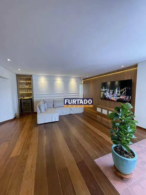 Foto 1 de Apartamento com 3 Quartos à venda, 172m² em Jardim, Santo André
